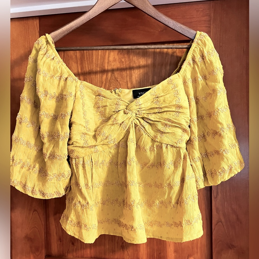 Yellow top